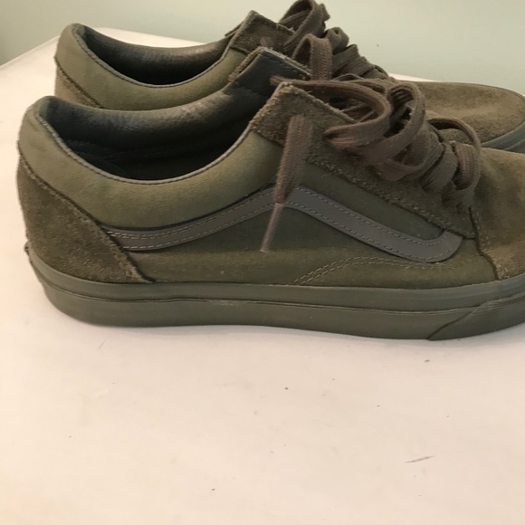 Vans Other - Van’s khaki canvas shoes